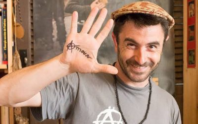 Lutter contre la stigmatisation: l’Art et le chant de Kalune